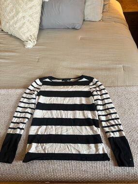 Tommy Hilfiger Black and White Striped Women’s Sweater long sleeve top